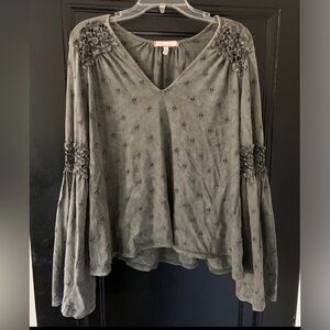 Chic Green Embroidered Blouse